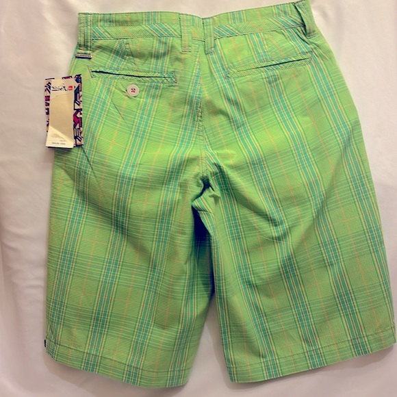 NWT QUICKSILVER MEN’S SHORT SIZE 27 GREEN - Picture 6 of 14